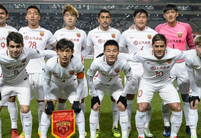 全场比赛结束，最终AC米兰2-2萨勒尼塔纳。
